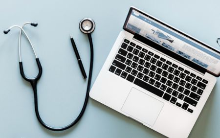 Da onerosidade excessiva no contrato de seguro saúde pela recusa de custeio de medicamento